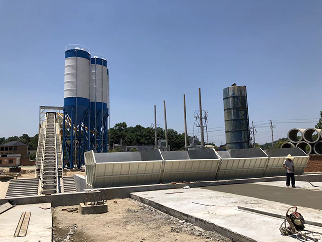 三畝地能建一條單線180攪拌站嗎？